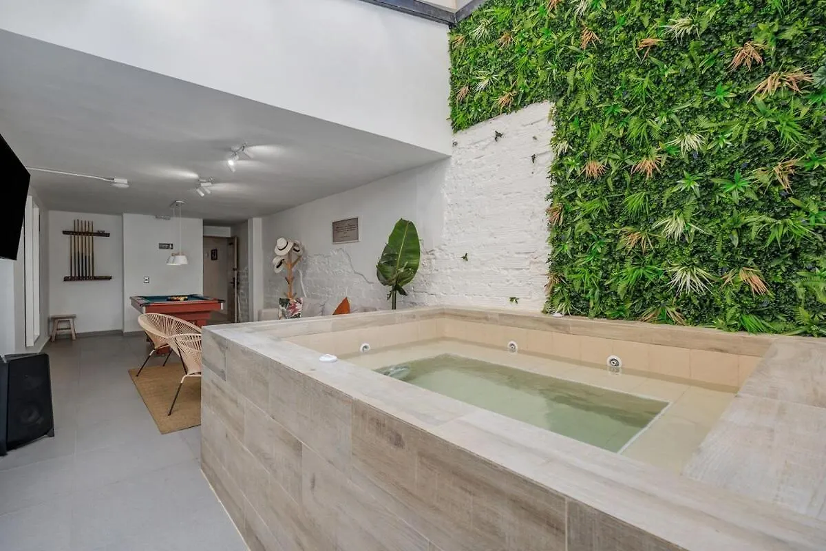 Nowa Makondo Apt - Large Jacuzzi And Ac On Main Provenza St Medellin Apartment