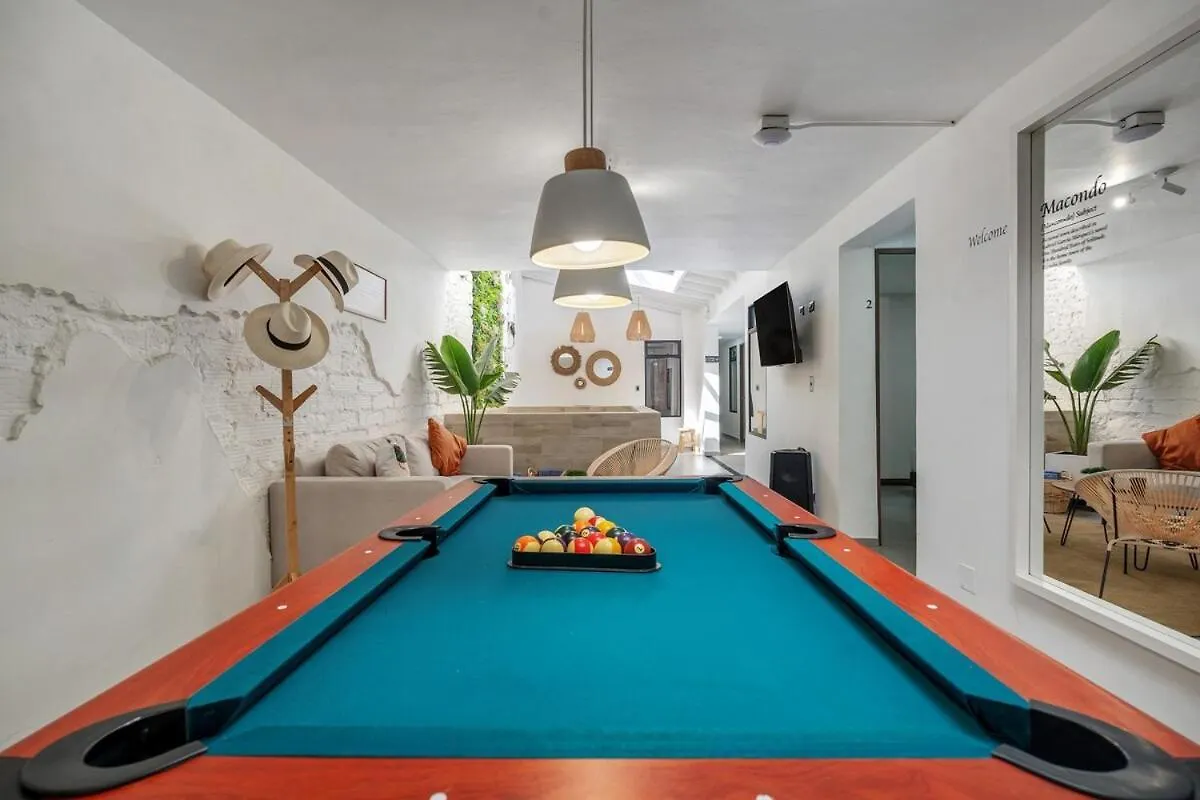 Nowa Makondo Apt - Large Jacuzzi And Ac On Main Provenza St Medellin Colombia